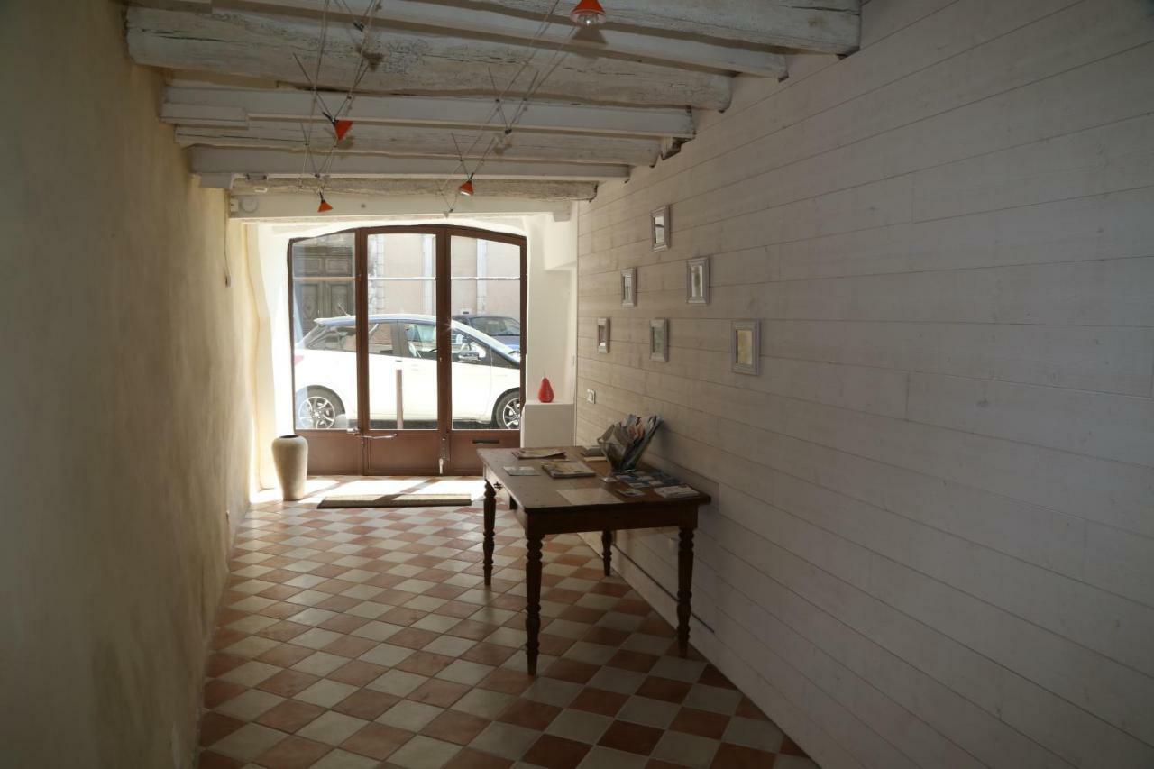 La Bignone Apartment L'Isle-sur-la-Sorgue Bagian luar foto