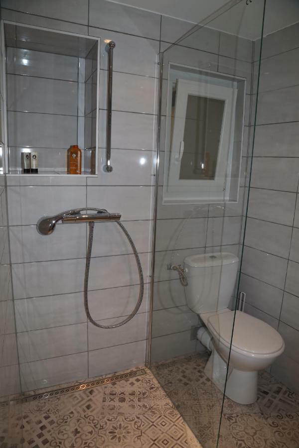La Bignone Apartment L'Isle-sur-la-Sorgue Bagian luar foto