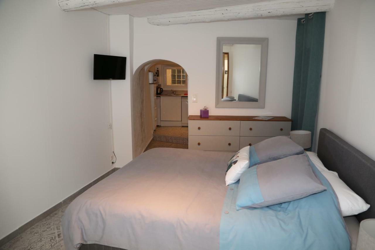 La Bignone Apartment L'Isle-sur-la-Sorgue Bagian luar foto